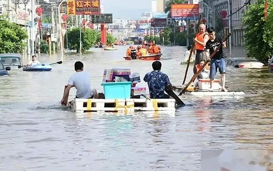 “广东暴雨成灾，全国反应冷漠，原因何在？”这不仅仅是一个问题_黑料正能量