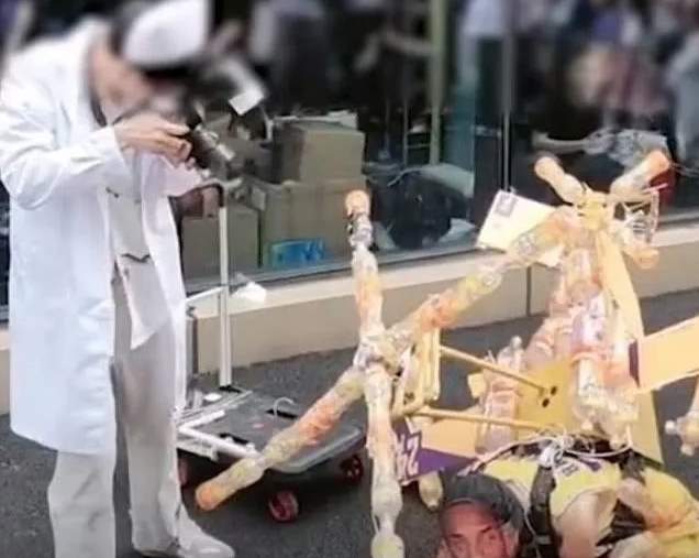 “丢人丢到国外了！”漫展上的科比Cos引发热议！_黑料正能量